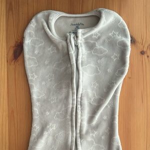 Swaddle me newborn zip-up swaddle